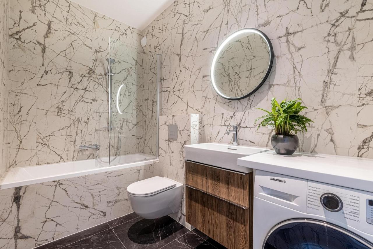 Appartement Zloty Lotos-Srodmiescie Z Darmowym Parkingiem à Gdańsk Extérieur photo